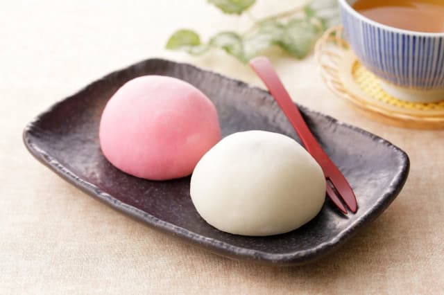 Jak zrobić mochi z mąki ryżowej – prosty przepis na pyszne desery Jak zrobić mochi z mąki ryżowej – prosty przepis na pyszne desery